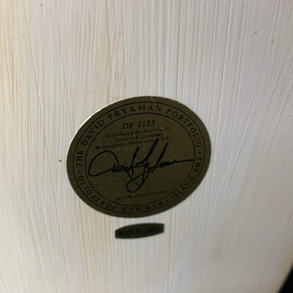 Vintage 1999 David Frykman Folk art Santa in Canoe with Polar Bear & Reindeer - Picture 9 of 12